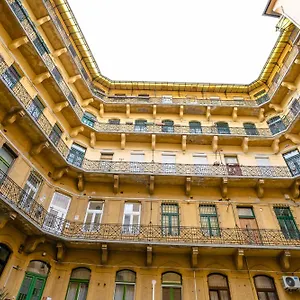 Kalvin Apartment