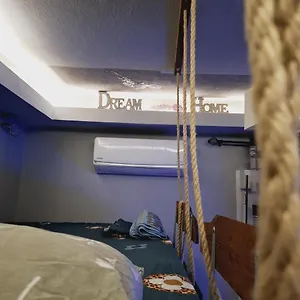Nederland's Mini Studio Apartment Thessaloniki