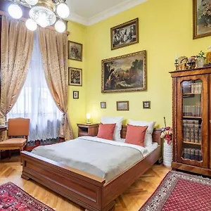Ultra Location Apartment