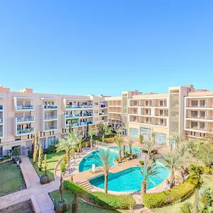 Royal Deluxe Silver - Marrakech, Luxe Pool View Apartment Marrakesh